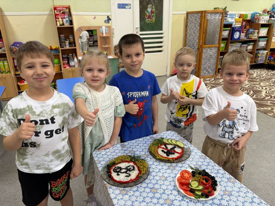  . #_           !      ? !      ...