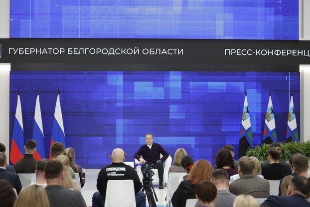 Губернатор прокомментировал задержание министров Рустэма Зайнуллина и Владимира Базарова.