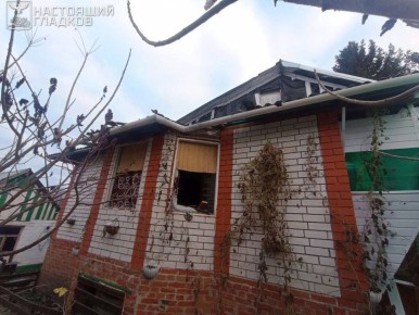 В поселке Октябрьский Белгородского округа дрон ВСУ ударил по частному дому