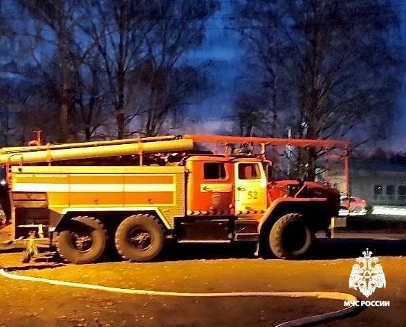 В Шебекинском округе спасли пенсионерку из горящего дома