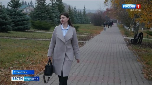 В новой квартире в Строителе терапевт поликлиники Яковлевской ЦРБ Юлия Голик только обустраивает уют, но уже встречает первых гостей