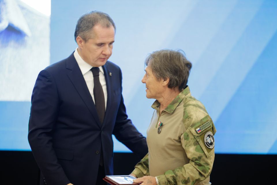 ������ ������ ��������������� ����������� �������� ���������������� � ������������� ���������