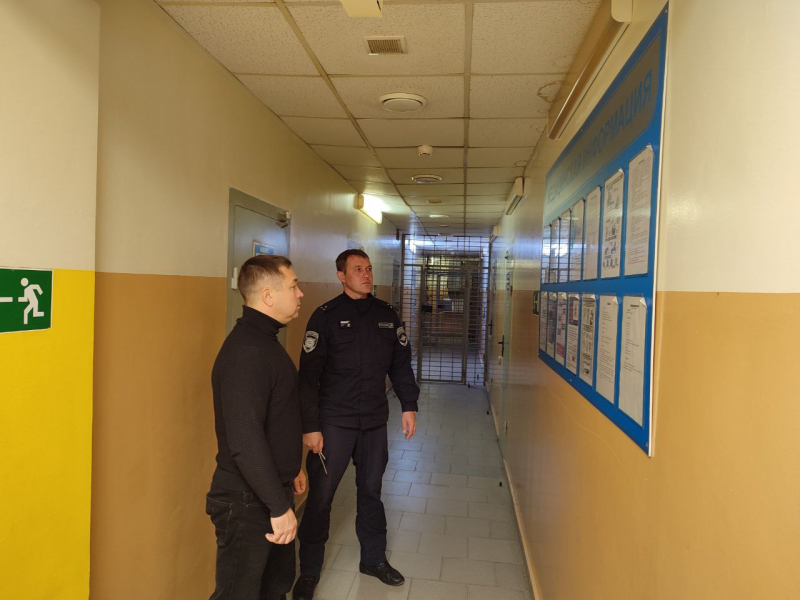 Под контролем общественности