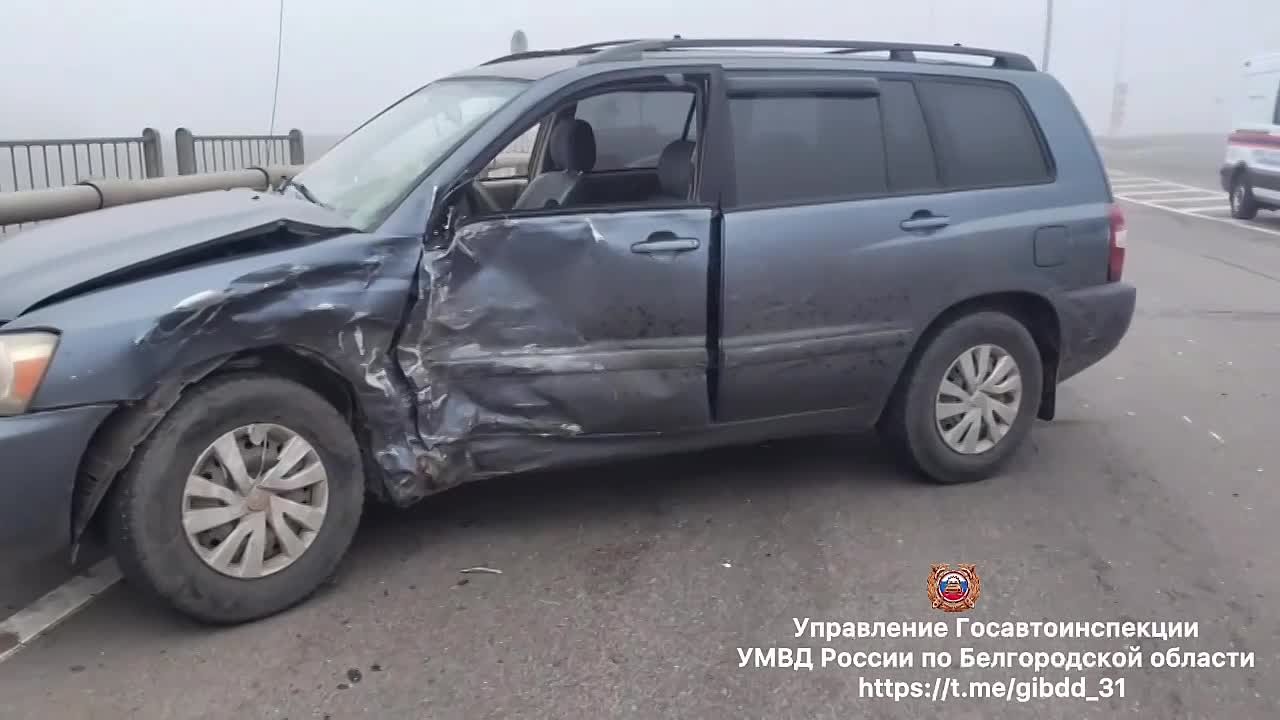 #СВОДКА_ДТП. По предварительным данным вчера в 16 часов 00 минут на 6 км автодороги «Юго-западный п.Комсомольский» 58-летний водитель, управляя автомобилем «Tойота» при перестроении не убедился в безопасности и совершил...