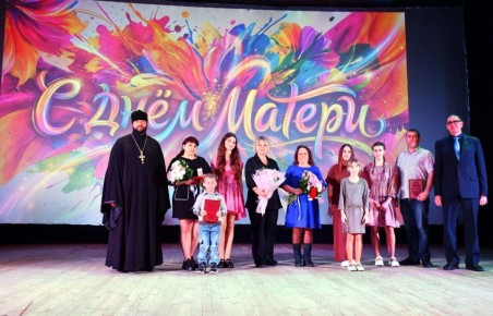 Галина Руденко: В последнее воскресенье ноября мы отмечаем День матери – один из самых трогательных и теплых осенних праздников