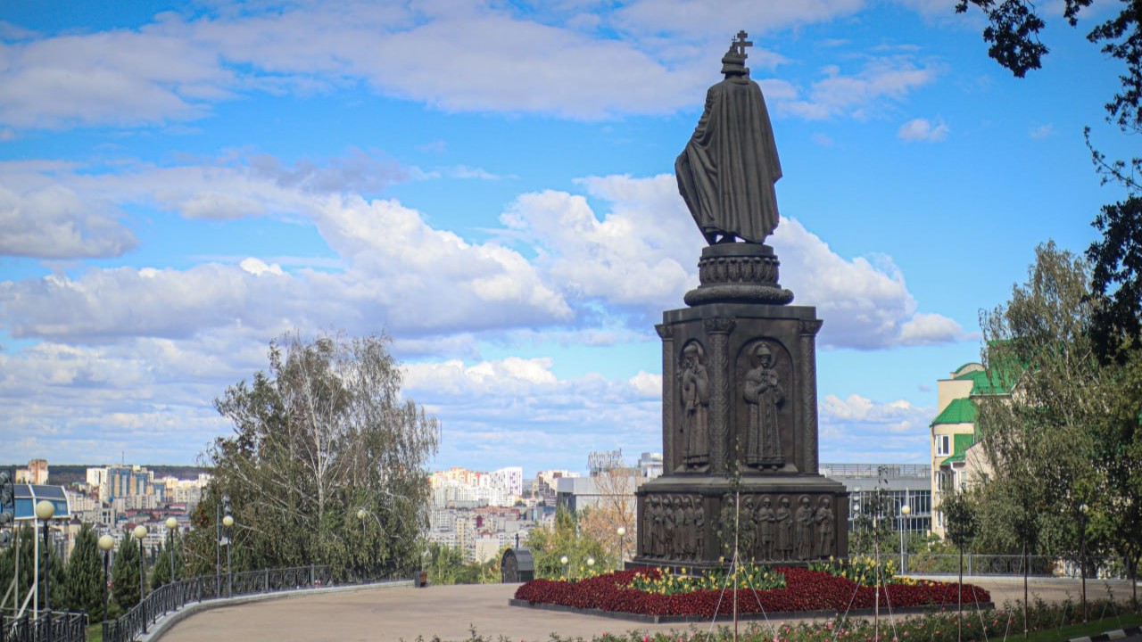 Вячеслав Гладков поручил активнее продвигать Белгородскую область в интернете