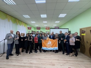 Владимир Переверзев: В читальном зале Центральной библиотеки Борисовского округа состоялась торжественная церемония подведения итогов проекта «Ворскла: Заповедная тропа», реализованного в 2025 году