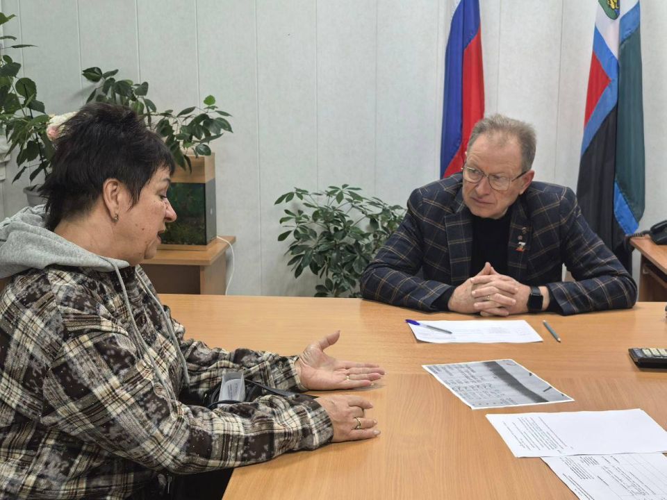 Алексей Дыбов: Провёл личный приём граждан