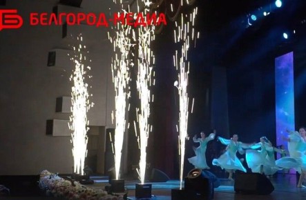 В Белгороде поздравили мам праздничным концертом