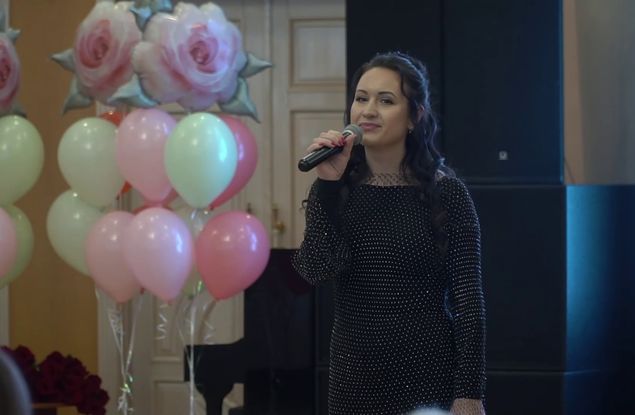 В Белгороде прошёл благотворительный конкурс-премия для многодетных замужних женщин «Богиня богинь 2025