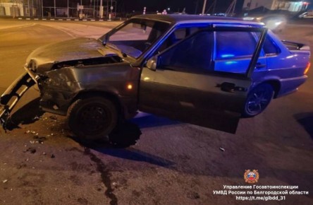 #СВОДКА_ДТП. По предварительным данным, вчера около 17 часов 15 минут 17 км автодороги «Белгород - Шебекино - Волоконовка» на перекрестке неравнозначных дорог 69-летний водитель, управляя автомобилем «ВаЗ 2115», не уступил...