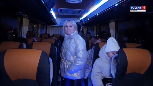 100 белгородских школьников отправились в Вологодскую область, чтобы встретиться с Дедом Морозом