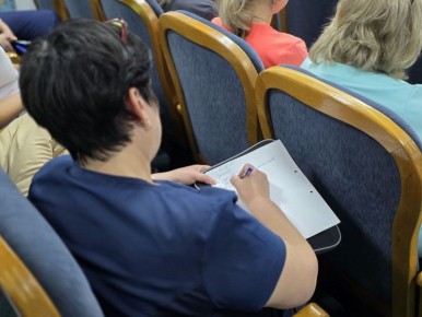 В Белгороде полицейские провели профилактическую беседу с медицинскими работниками