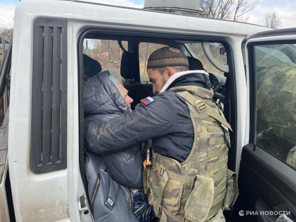 "Каждый выезд может стать последним". На что идут добровольцы в зоне СВО