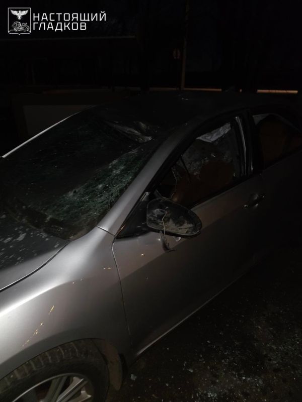 ВСУ атаковали дроном автомобиль председателя избиркома Белгородской области Игоря Лазарева, он был внутри здания и не пострадал, водитель вышел из машины за несколько минут до удара, сообщил губернатор региона Вячеслав...