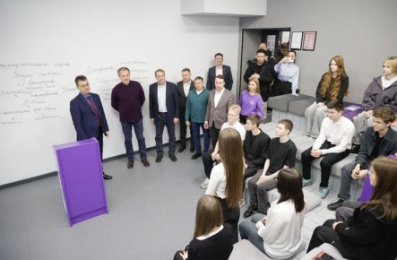 Губернатор Белгородской области Вячеслав Гладков встретился с заместителем Председателя Правления Сбербанка Станиславом Кузнецовым