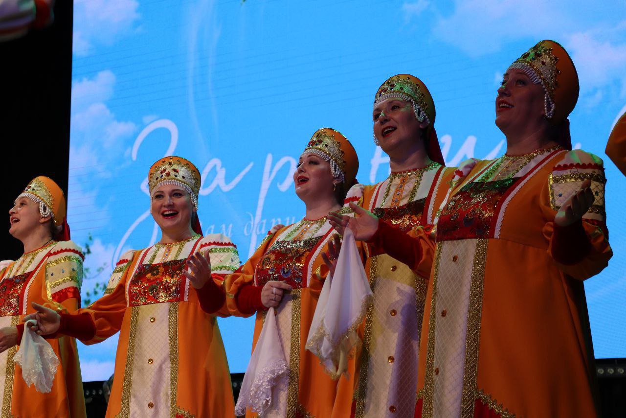 Олег Медведев: В Центре культурного развития «Звёздный» состоялся концерт вокально-хореографического ансамбля «Заряница», посвящённый двадцатилетию коллектива