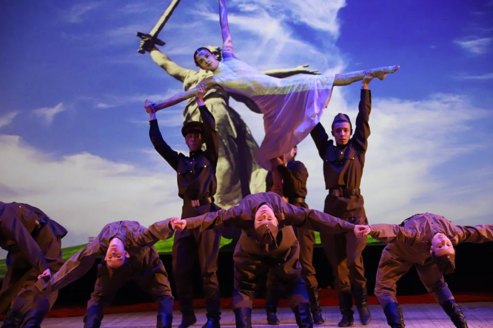 В нашем округе в преддверии Дня Героев Отечества состоялось мероприятие, посвящённое закрытию Года защитника Отечества