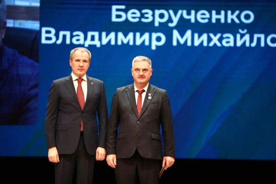 Губернатор Вячеслав Гладков поздравил наших бойцов с трехлетием самообороны Белгородской области