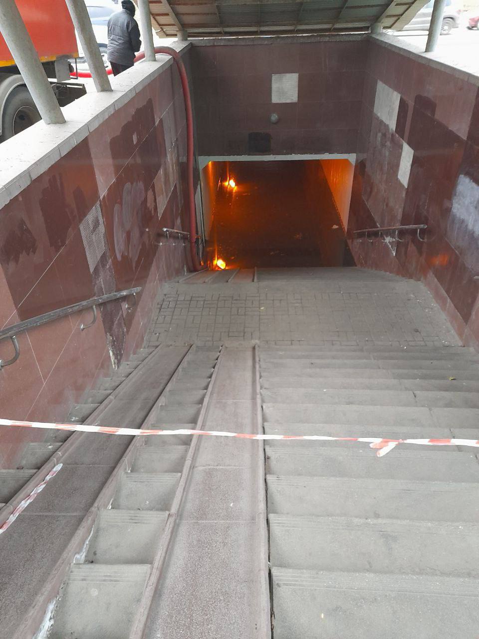 Подземка возле Семейного рынка в Белгороде вновь ушла под воду