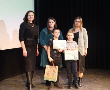 В рамках проекта «Охранять природу — значит охранять Родину», инициированного ЦЭБ региона, состоялось творческое состязание «Семейное древо героя»