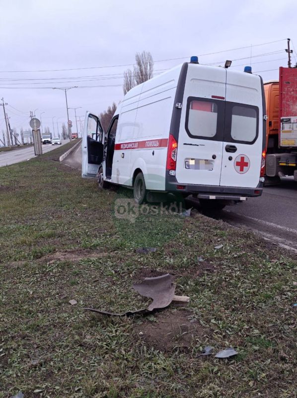 О ДТП с участием машины скорой и автобуса в Старом Осколе сообщают местные каналы