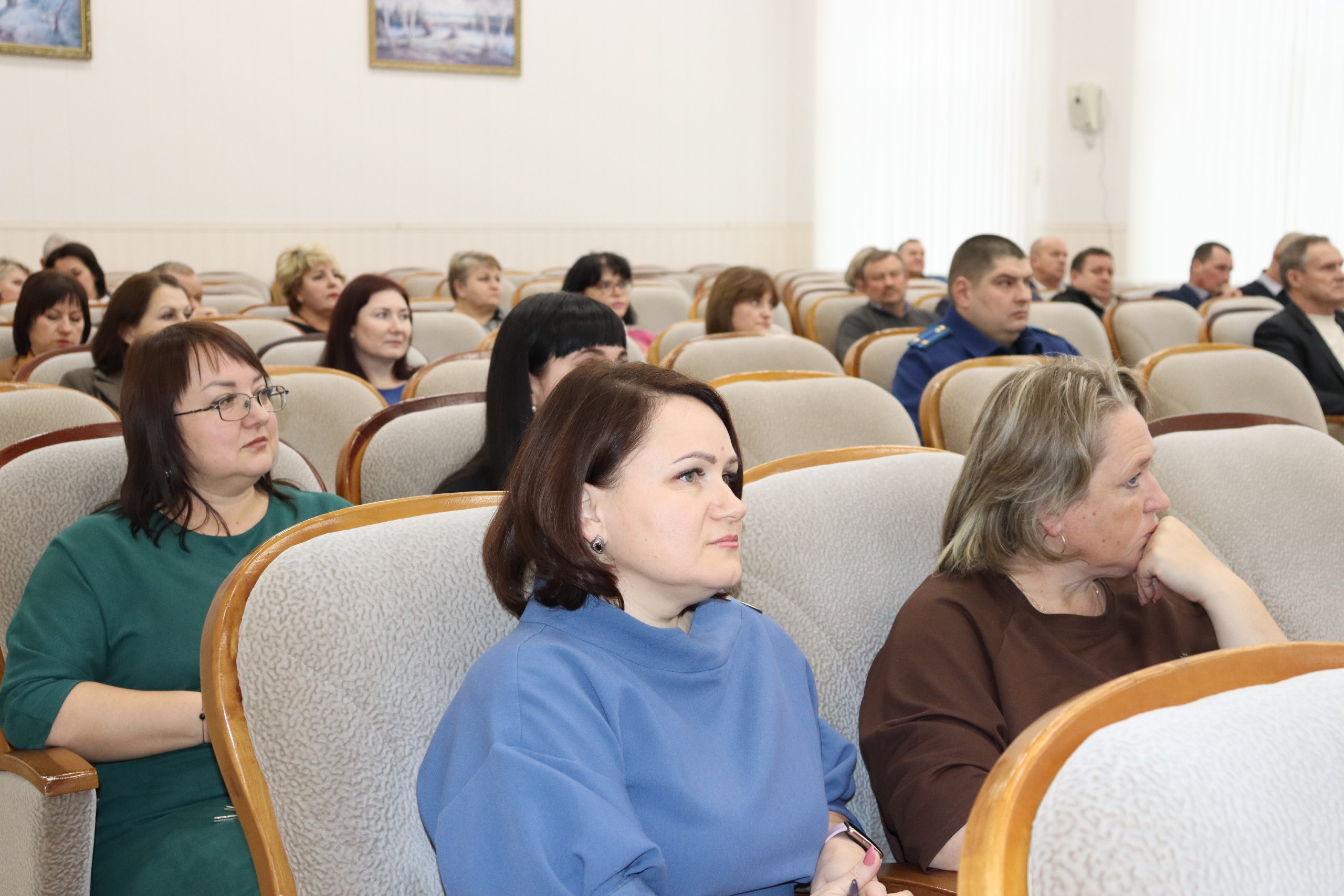 Состоялось пятое внеочередное заседание Совета депутатов Волоконовского муниципального округа первого созыва