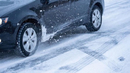 Порядок действий при заносе автомобиля