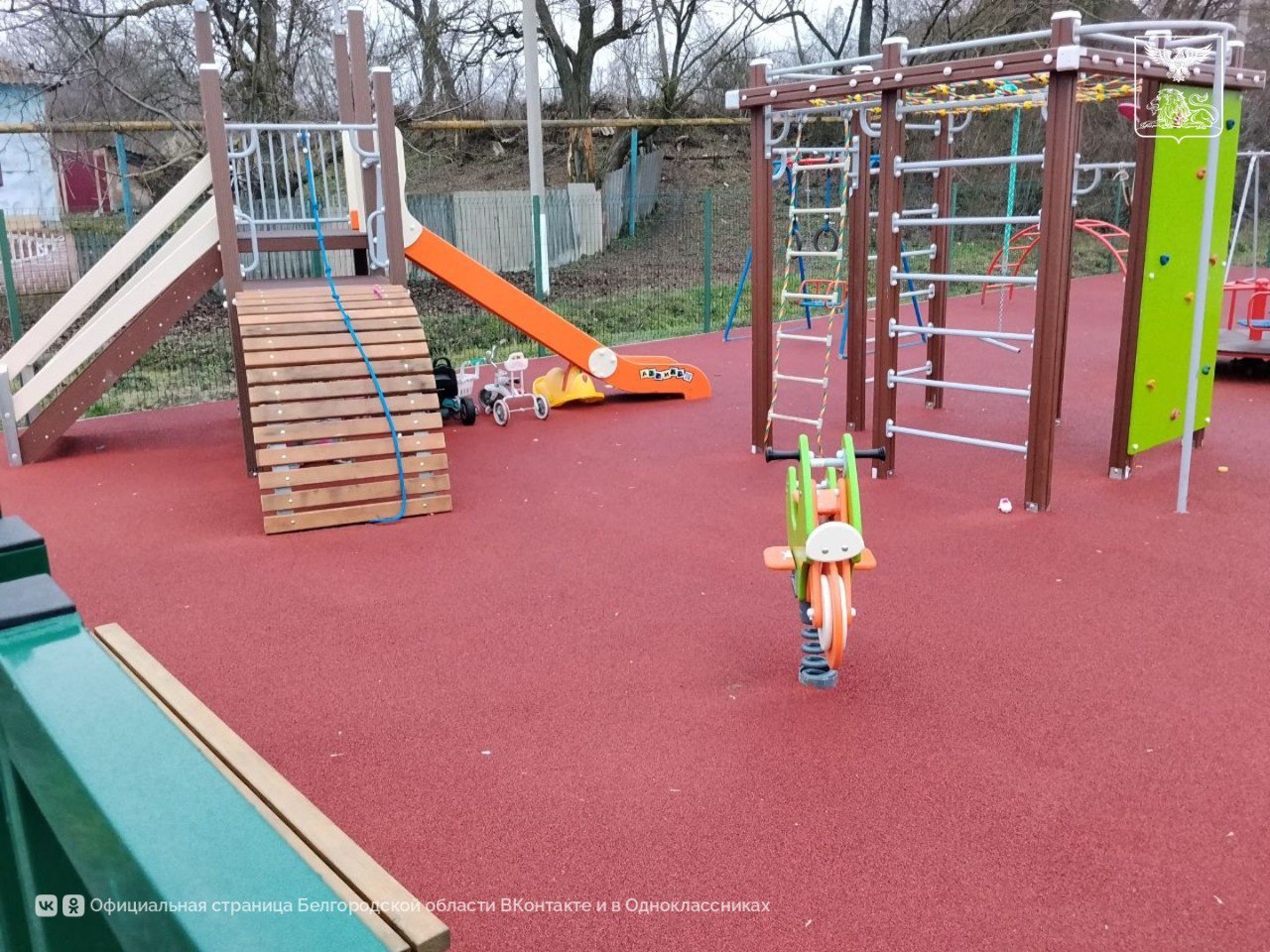 В селе Косилово появились две новые детские игровые площадки