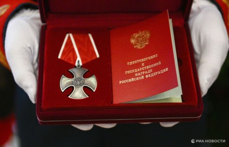 Путин посмертно наградил орденом Мужества водителя из Белгородской области