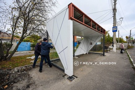 Валентин Демидов сообщил, что на сегодня в Белгороде установлен 81 остановочный павильон из 112