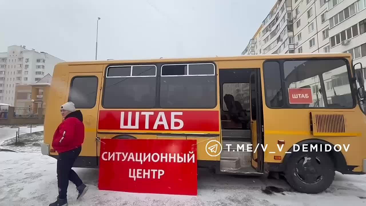 Валентин Демидов: Друзья, уже почти сутки на месте вчерашнего ракетного удара ВСУ идёт работа