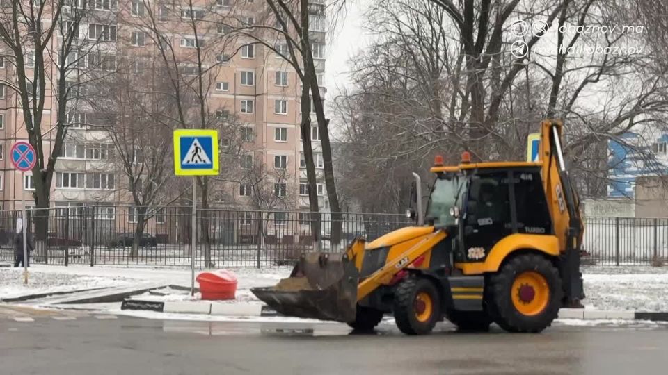 Михаил Лобазнов: Сотрудники ЖКХ с самого утра делают наш город лучше