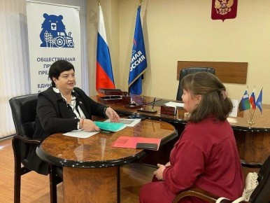 Парламентарии продолжают взаимодействовать со своими избирателями