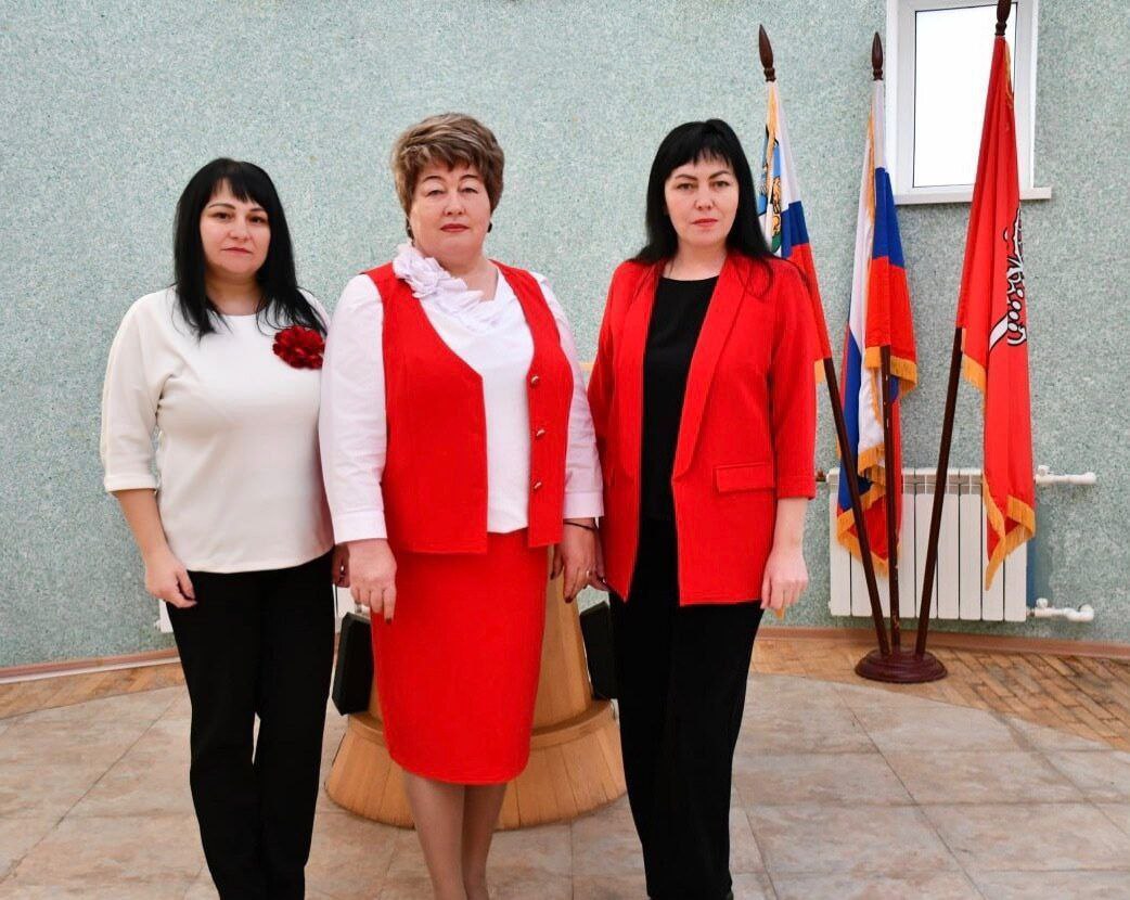 Галина Руденко: Сегодня поздравляем работников органов ЗАГС с профессиональным праздником!