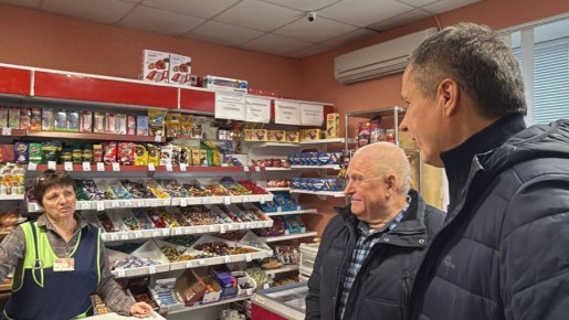 Вячеслав Гладков поручил ввести налоговые льготы для магазинов в приграничье