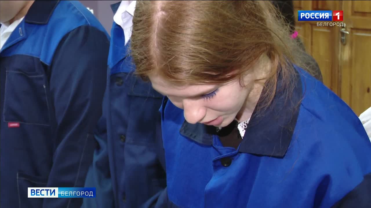 1234 Девятиклассница Кристина Захарова из школы №18 Белгорода думает связать свою жизнь с журналистикой или образованием