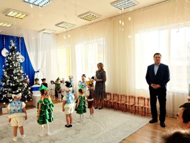 Новогодняя магия глазами детей