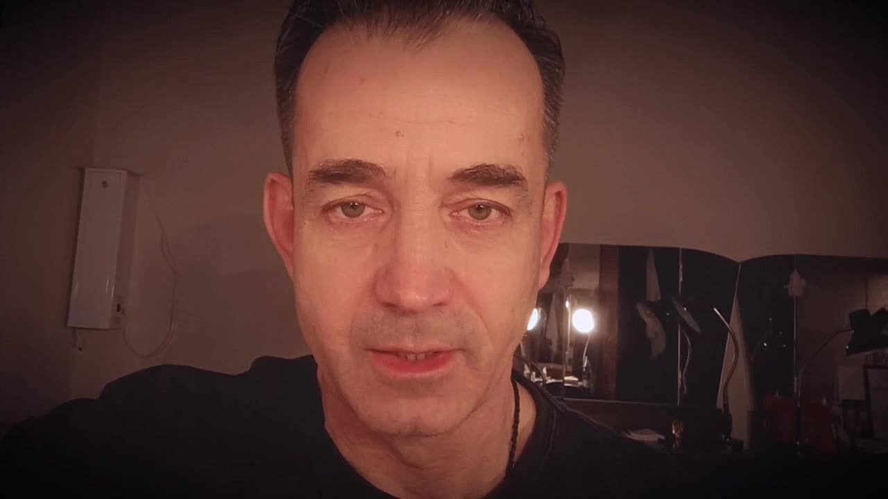 Не дайте себя обмануть, тем более перед Новым годом! К жителям страны обратился известный актёр Дмитрий Певцов