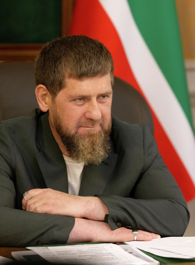 ВС России в зоне СВО получили 45 единиц техники, заявил Кадыров