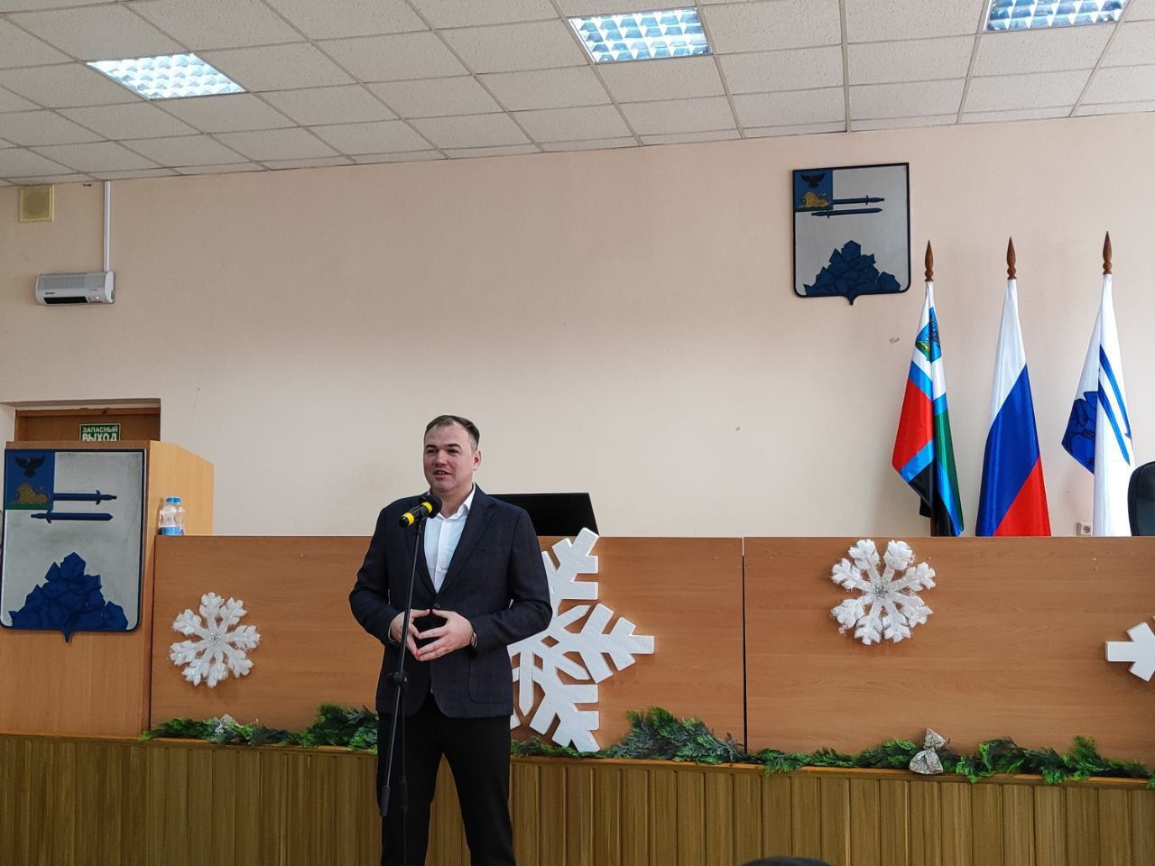 Олег Медведев: Друзья, сегодня мы подвели итоги уходящего года! Это был насыщенный и продуктивный период, и я от всей души поблагодарил наших коллег за их преданность делу и выдающиеся результаты