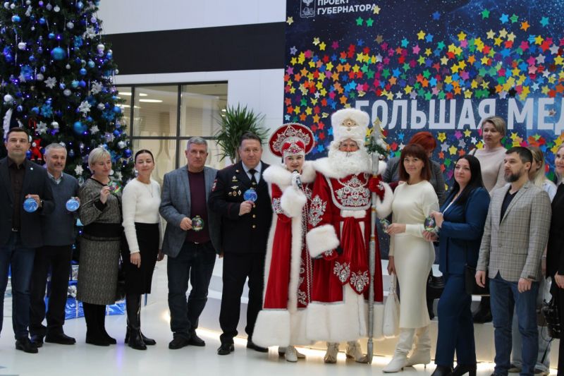 Полковник полиции исполнил детскую мечту шестилетний Алисии из села Никольское Белгородской области