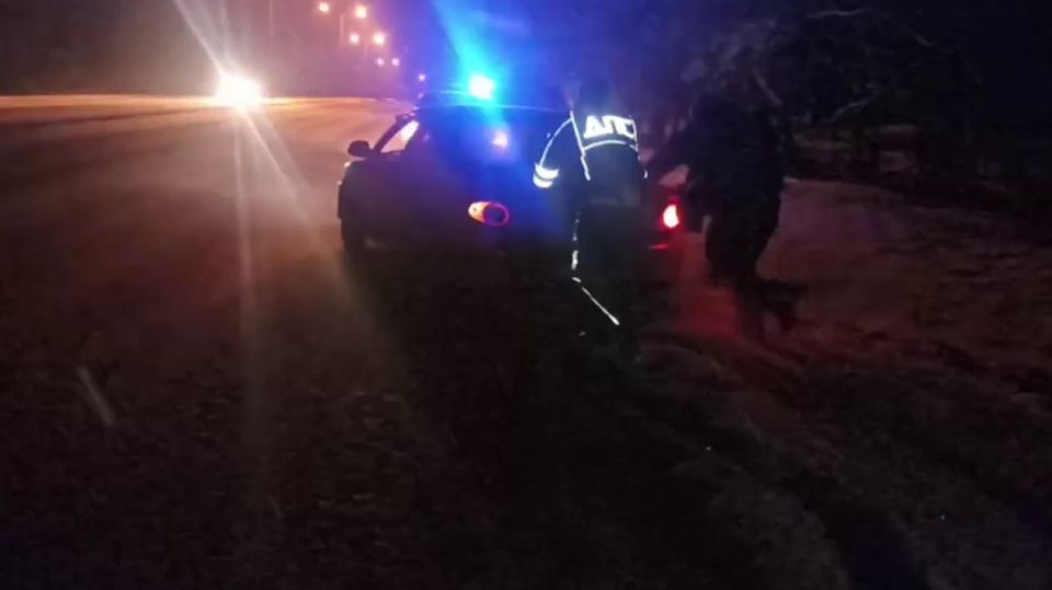 Автомобилист поблагодарил белгородских автоинспекторов за помощь в сложной дорожной ситуации