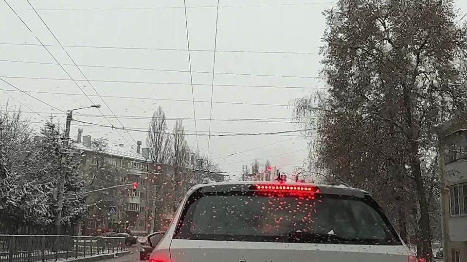 Доброе утро. Запланировали поездки по магазинам У Вас до конца дня есть время закончить важные дела Водители, соблюдайте скоростной режим и будьте внимательны на дороге Не забывайте пропускать пешеходов , особенно самых...