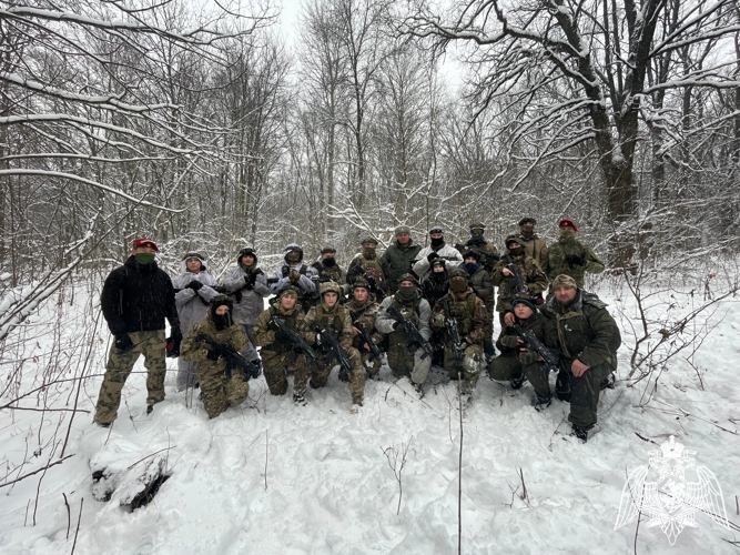 Спецназ Росгвардии организовал марш-бросок для подшефных курсантов в Белгородской области