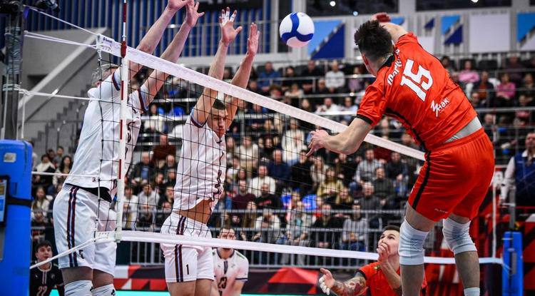 Волейболисты «Белогорья» начали год с уверенной победы