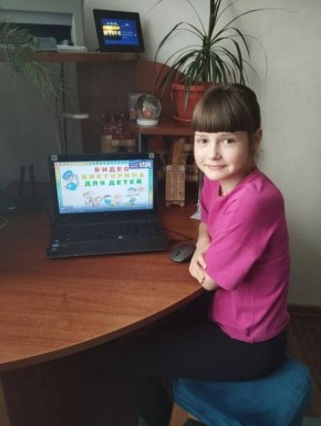 Доброе утро, друзья. Праздничные выходные продолжаются Для Алексеевских школьников сотрудники Госавтоинспекции подготовили онлайн квест, который помог ребятам закрепить основные навыки безопасного участия в дорожном движении...