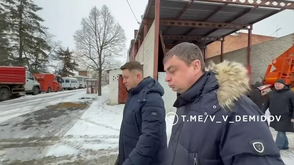 Валентин Демидов провел планерку на коммунальном предприятии Белгорода