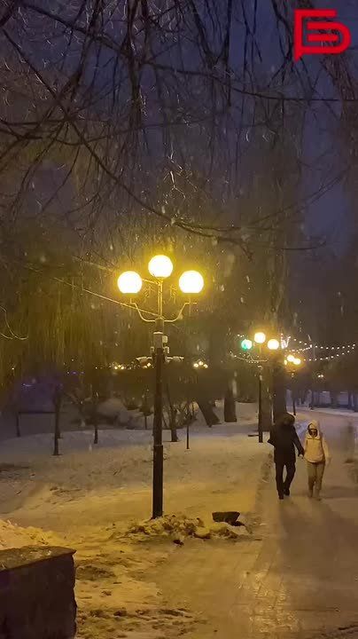Один из снежных праздничных дней в Белгороде