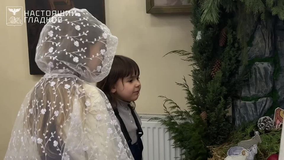 Вячеслав Гладков: Дорогие друзья!. . Поздравляю вас с великим и светлым праздником Рождества Христова!